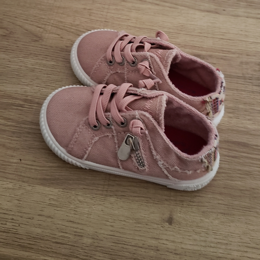 Blowfish sneakers
